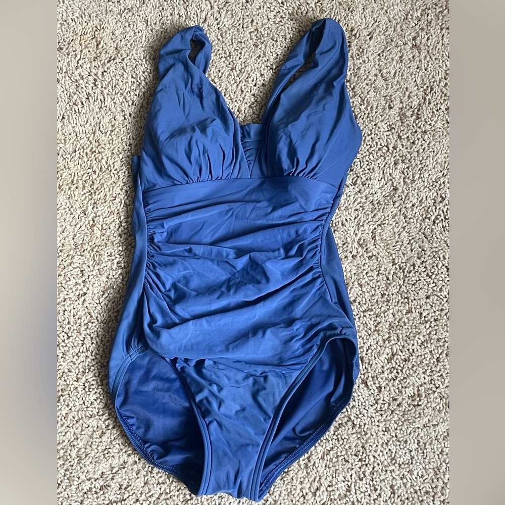 Lands End SlenderSuit, Size 4L